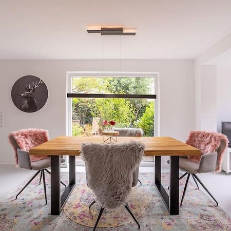 Adenauer Zwoelf - Das 5 Sterne Ferienhaus Mit Sauna Und Garten Am Eifelsteig Kerpen  Bagian luar foto