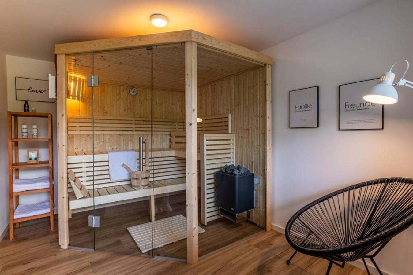 Adenauer Zwoelf - Das 5 Sterne Ferienhaus Mit Sauna Und Garten Am Eifelsteig Kerpen  Bagian luar foto